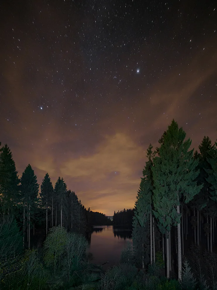 Naturcampingplatz-Harz-Kreuzeck-am-See-Sternenhimmel